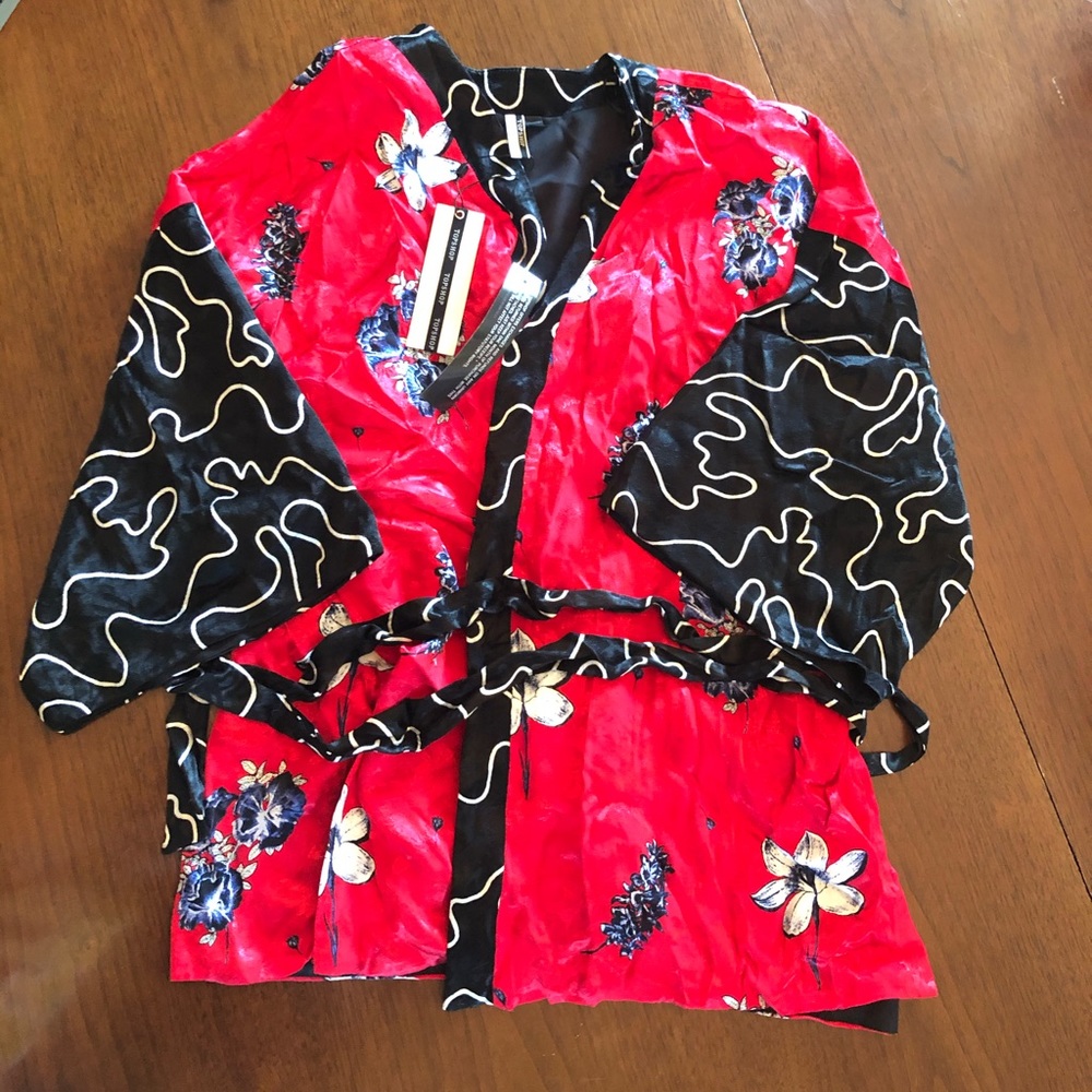 Topshop Kimono. NWT
